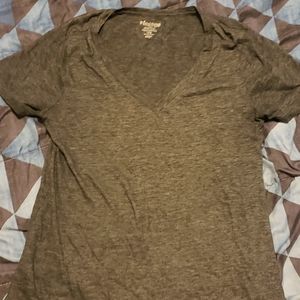 Deep vneck tshirt